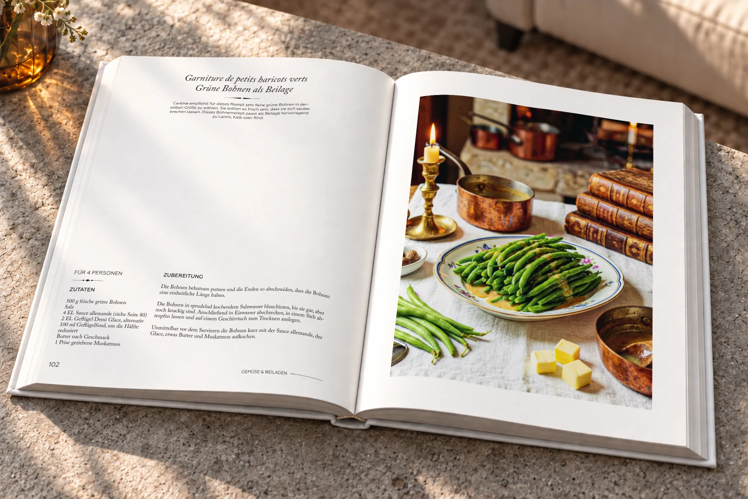Rezept-Doppelseite mit grünen Bohnen und historischer Tischdekoration im Buch Carême – Buchgestaltung Inga Sineux