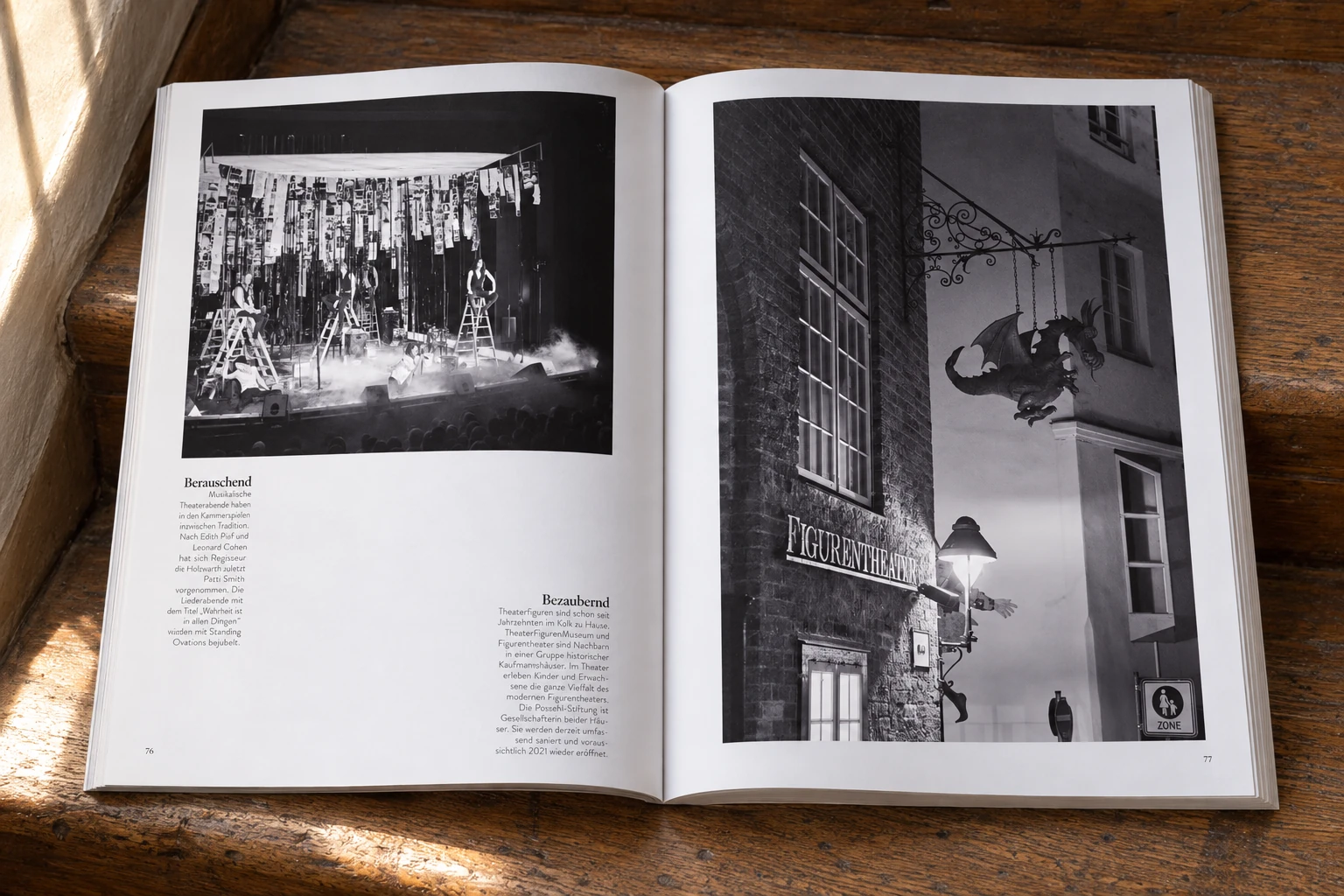 Theaterreportage mit Schwarz-Weiß-Fotografien im Magazin der Possehl-Stiftung